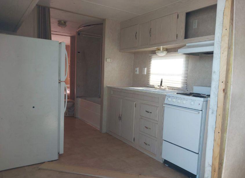 Photo 5 of 2006 T. L. INDUSTRIES TRAVEL TRAILER (VIN 5CH200R2561144716)