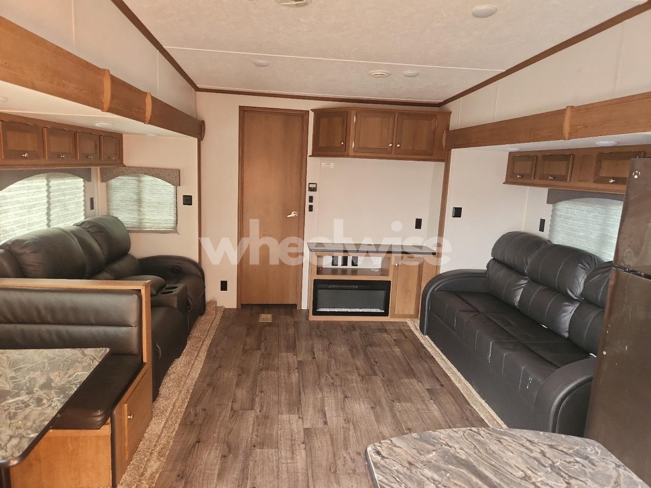 Photo 6 of 2023 O8BN MONTE CARLO PLATINUM (VIN 5CZ300R32R1228974)