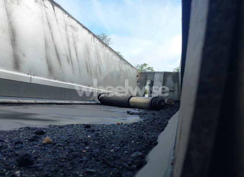 Photo 5 of 2008 Benson Truck BODIES UNKNOWN (VIN 5DMDSAGC28M002172)