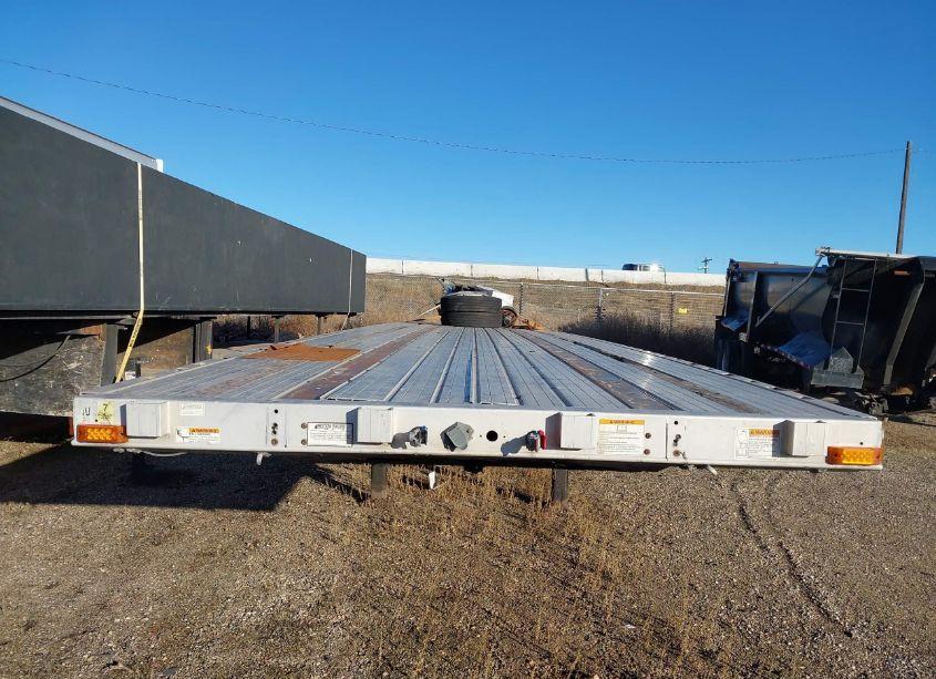 Photo 10 of 2005 Western Trailers TL (VIN 5DN1148205B000954)