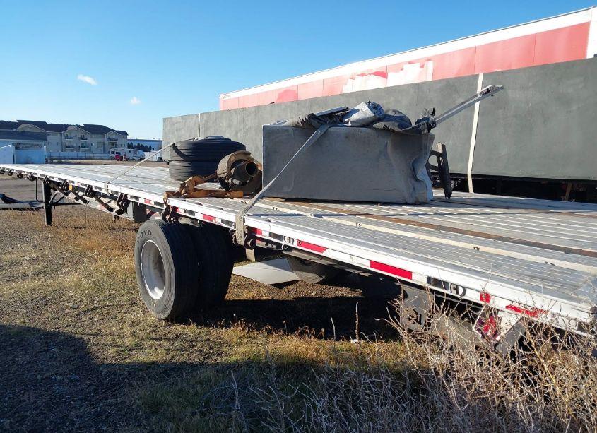 Photo 3 of 2005 Western Trailers TL (VIN 5DN1148205B000954)