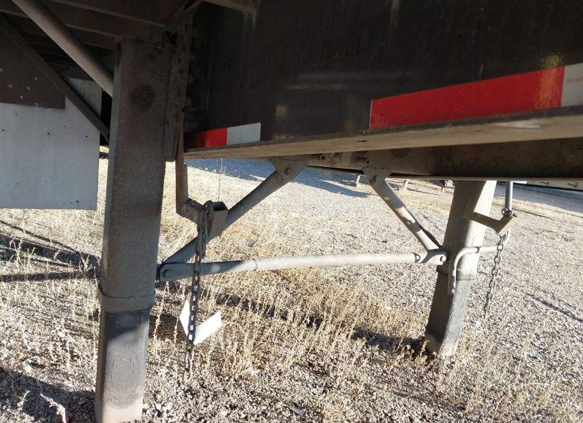 Photo 6 of 2005 Western Trailers TL (VIN 5DN1148205B000954)