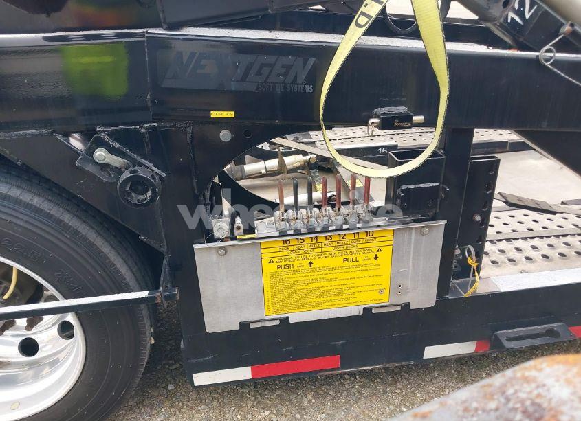 Photo 7 of 2019 Cottrell Inc TRAILER (VIN 5E0AA1441KG202201)