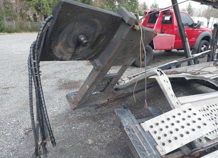 Photo 6 of 2020 Cottrell Inc CAR HAULER (VIN 5E0AA1645LG333601)