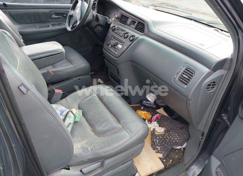 Photo 5 of 2003 Honda Odyssey EX-L (VIN 5FNRL18003B129225)