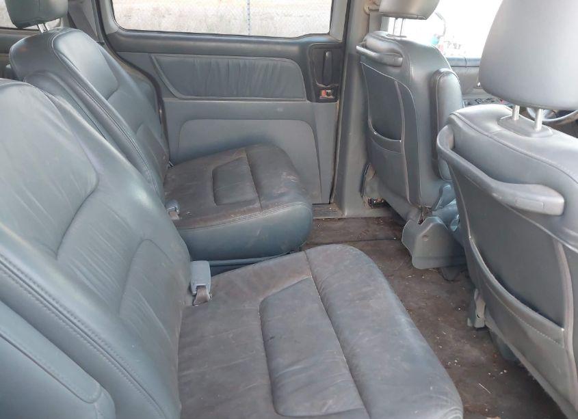 Photo 8 of 2003 Honda Odyssey EX-L (VIN 5FNRL18003B152696)