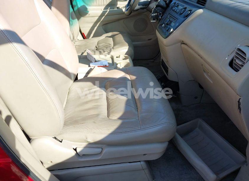 Photo 5 of 2004 Honda Odyssey EX-L (VIN 5FNRL18004B005876)