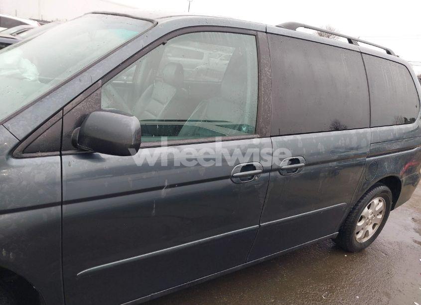 Photo 14 of 2003 Honda Odyssey EX-L (VIN 5FNRL18013B087874)