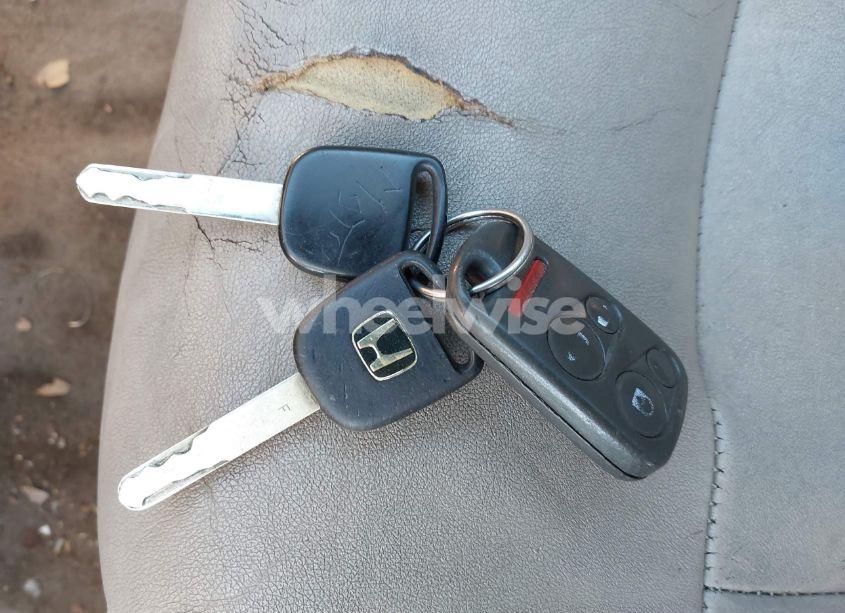 Photo 11 of 2003 Honda Odyssey EX-L (VIN 5FNRL18013B145935)