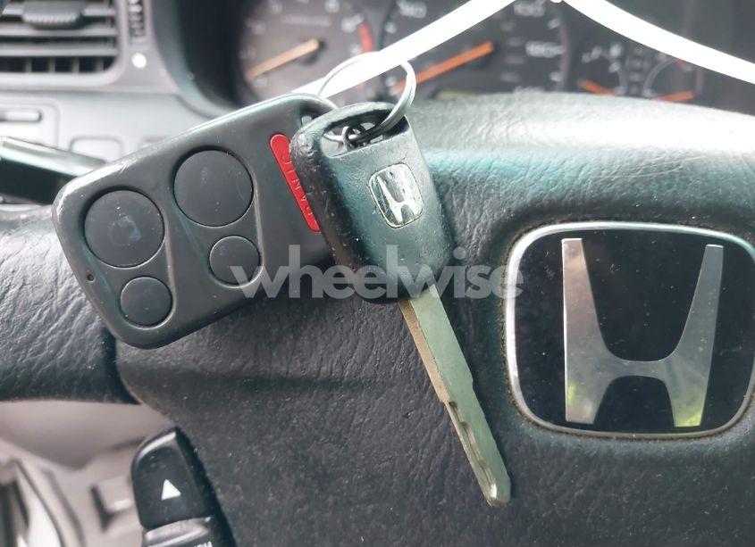 Photo 11 of 2003 Honda Odyssey EX-L (VIN 5FNRL18023B031779)