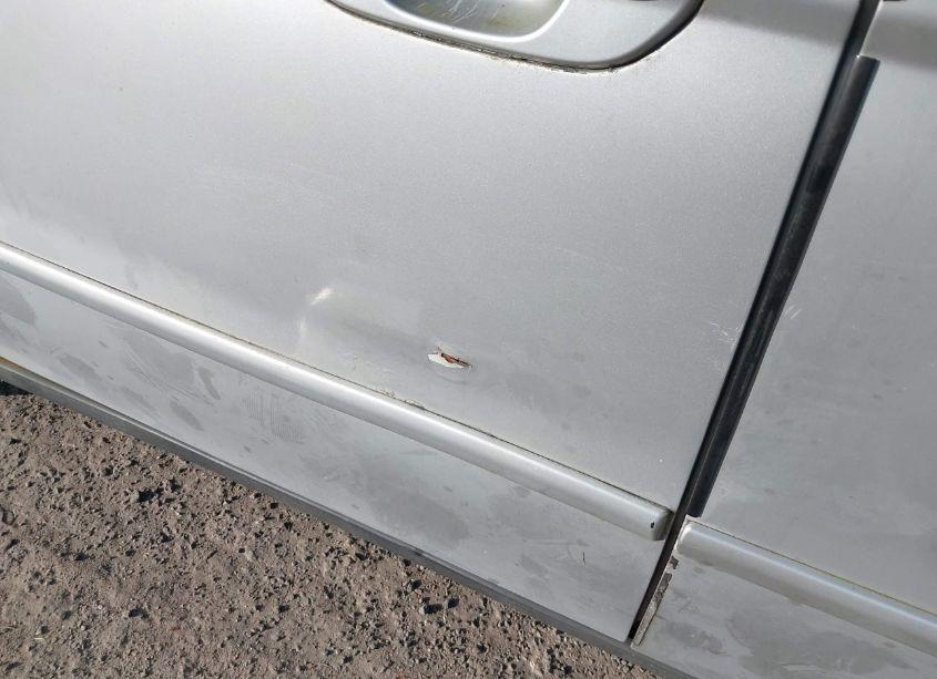 Photo 6 of 2003 Honda Odyssey EX-L (VIN 5FNRL18023B123460)