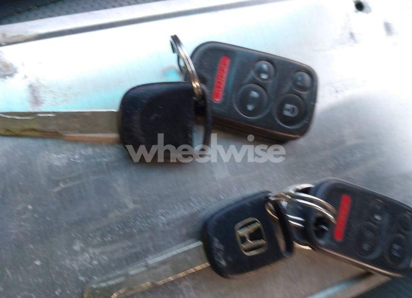 Photo 11 of 2003 Honda Odyssey EX-L (VIN 5FNRL18043B048244)