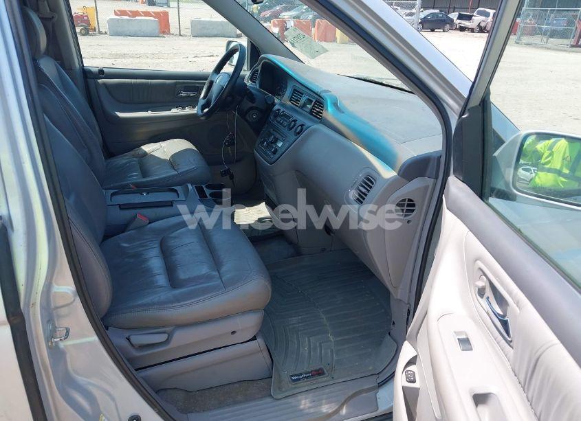 Photo 5 of 2003 Honda Odyssey EX-L (VIN 5FNRL18053B088851)