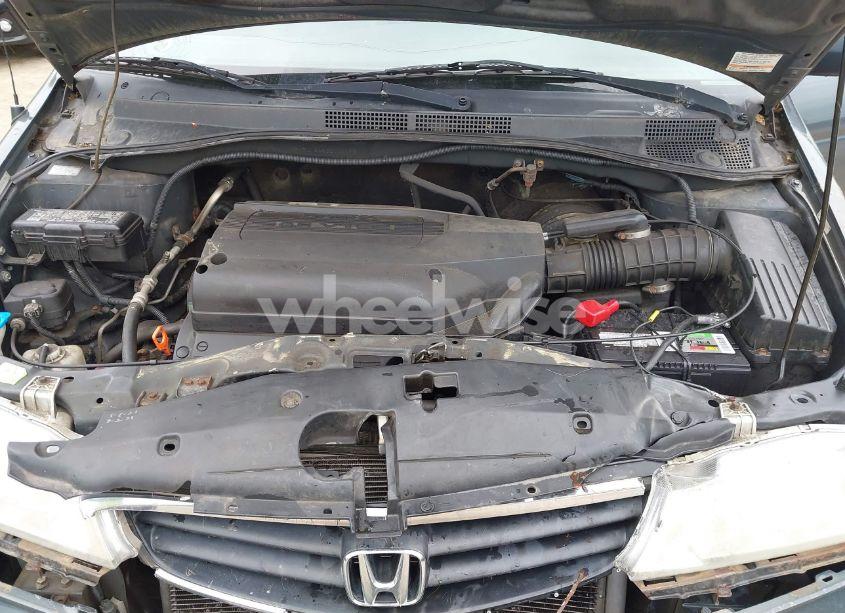 Photo 10 of 2003 Honda Odyssey EX-L (VIN 5FNRL18053B133092)