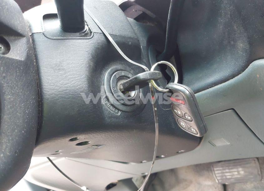 Photo 11 of 2003 Honda Odyssey EX-L (VIN 5FNRL18053B133092)