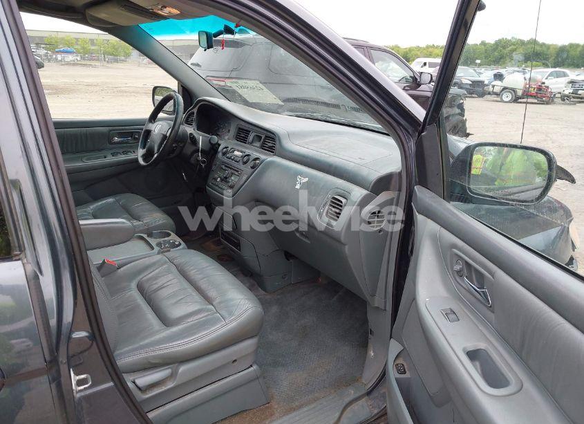 Photo 5 of 2003 Honda Odyssey EX-L (VIN 5FNRL18053B133092)