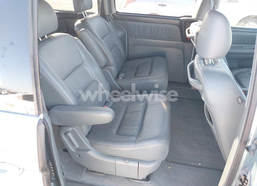 Photo 8 of 2004 Honda Odyssey EX-L (VIN 5FNRL18054B020745)