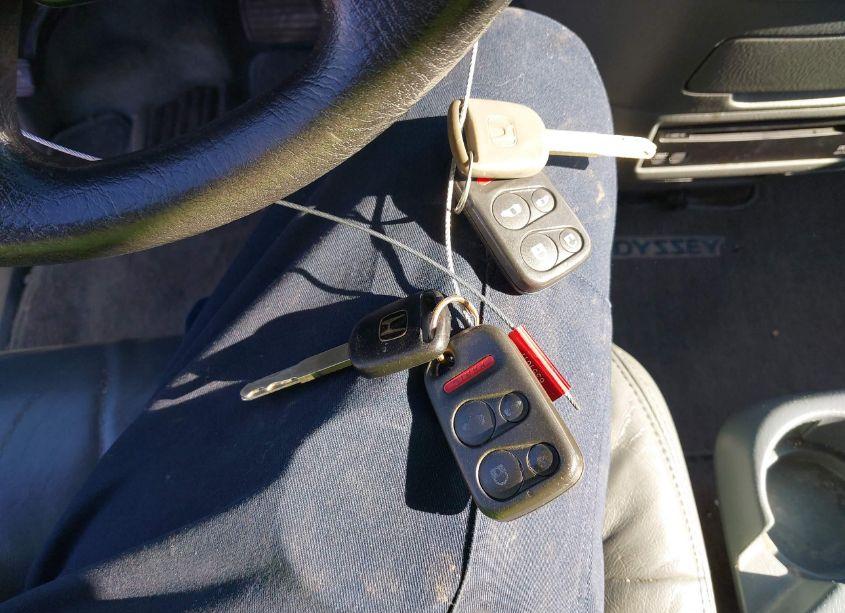 Photo 11 of 2003 Honda Odyssey EX-L (VIN 5FNRL18073B035892)