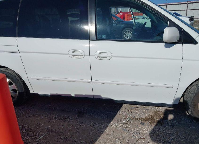 Photo 6 of 2003 Honda Odyssey EX-L (VIN 5FNRL18073B035892)