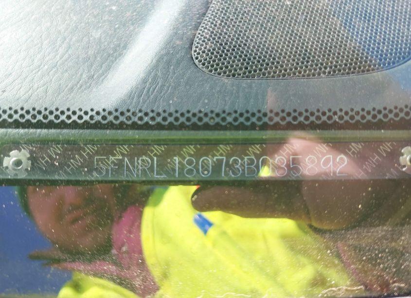 Photo 9 of 2003 Honda Odyssey EX-L (VIN 5FNRL18073B035892)