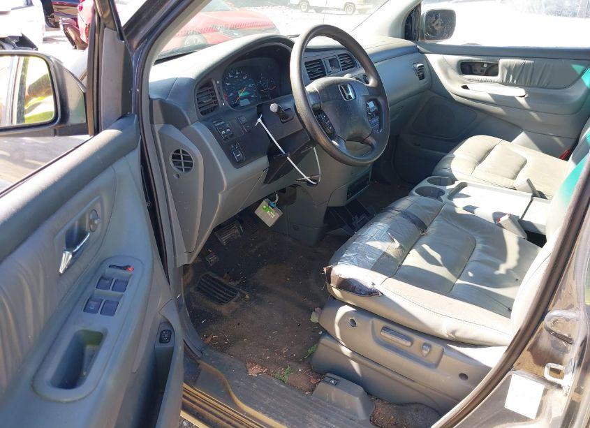 Photo 5 of 2003 Honda Odyssey EX-L (VIN 5FNRL18073B126256)