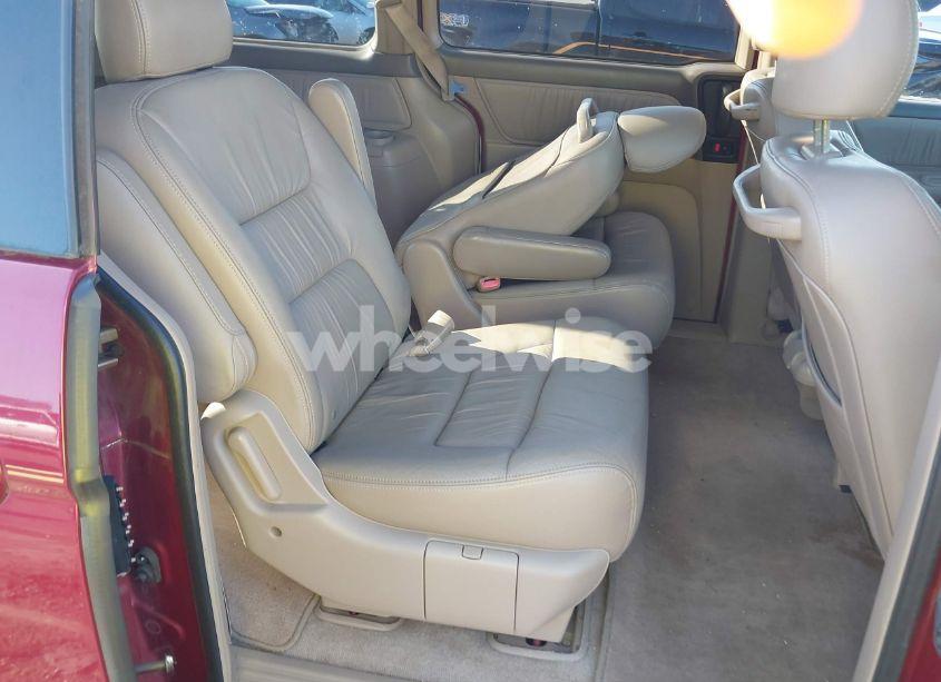 Photo 8 of 2004 Honda Odyssey EX-L (VIN 5FNRL18074B109040)