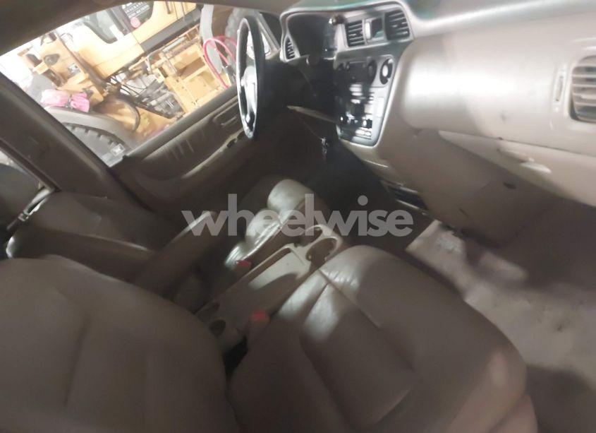 Photo 5 of 2003 Honda Odyssey EX-L (VIN 5FNRL18083B005798)