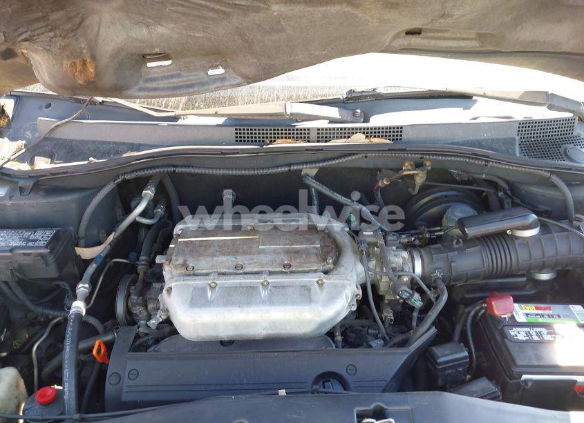 Photo 10 of 2003 Honda Odyssey EX-L (VIN 5FNRL18093B077559)