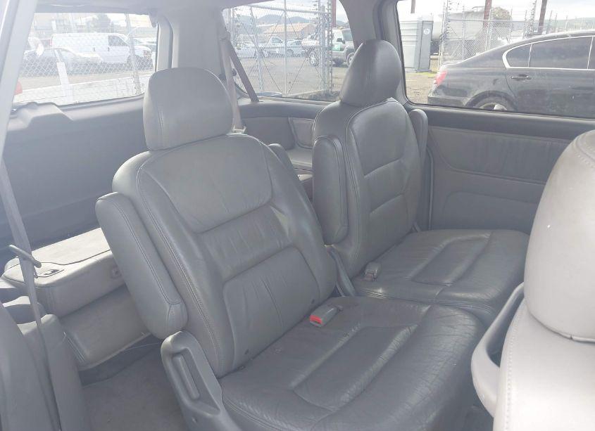 Photo 8 of 2004 Honda Odyssey EX-L (VIN 5FNRL18094B009764)