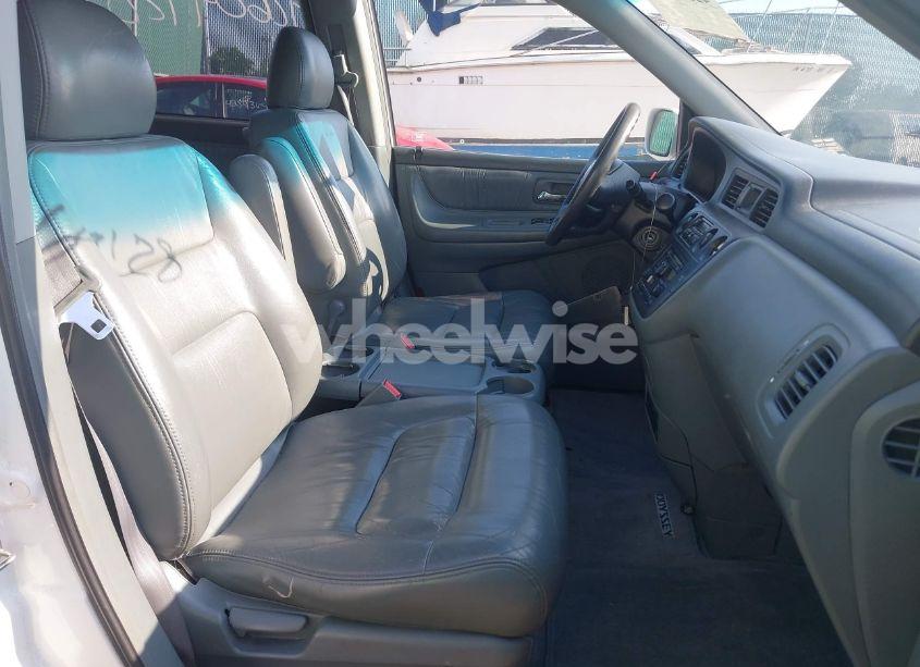 Photo 5 of 2004 Honda Odyssey EX-L (VIN 5FNRL18094B011109)