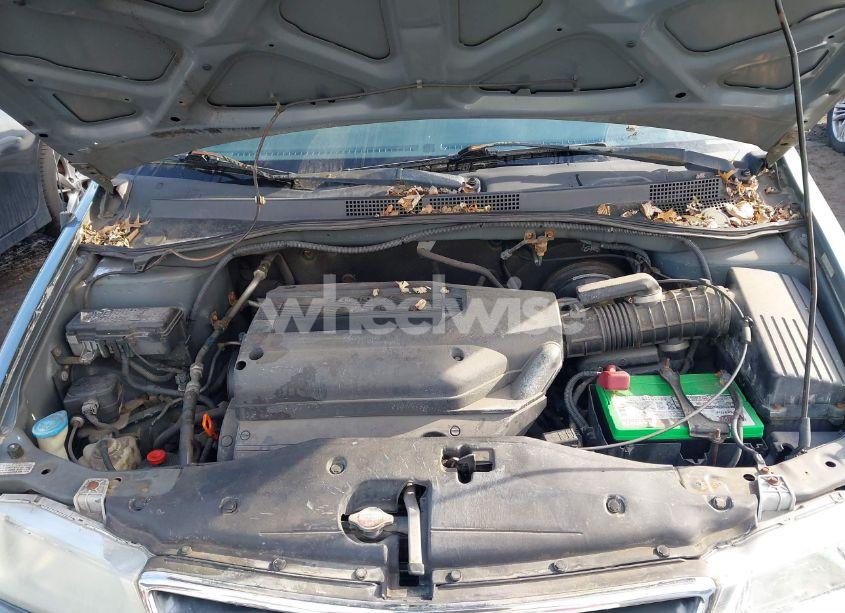 Photo 10 of 2002 Honda Odyssey EX-L (VIN 5FNRL180X2B022889)