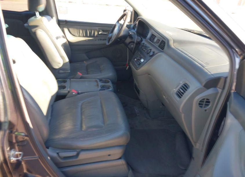 Photo 5 of 2004 Honda Odyssey EX-L (VIN 5FNRL180X4B013600)