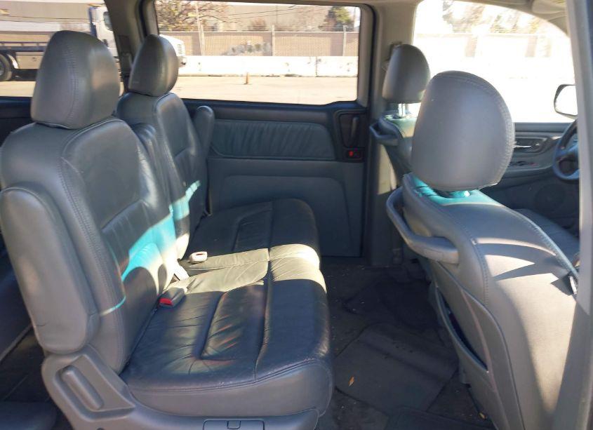 Photo 8 of 2004 Honda Odyssey EX-L (VIN 5FNRL180X4B013600)