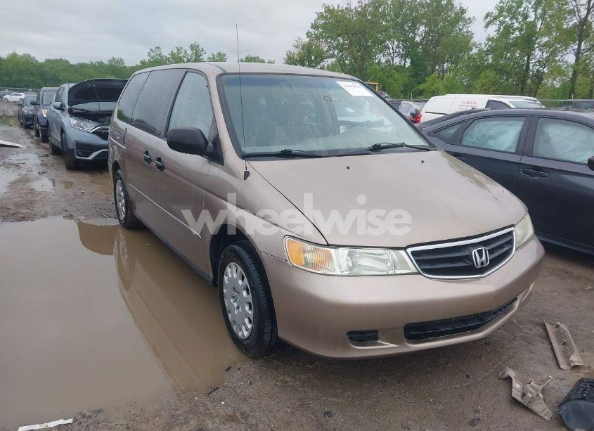 2003 Honda Odyssey LX (VIN 5FNRL18503B052965) main photo