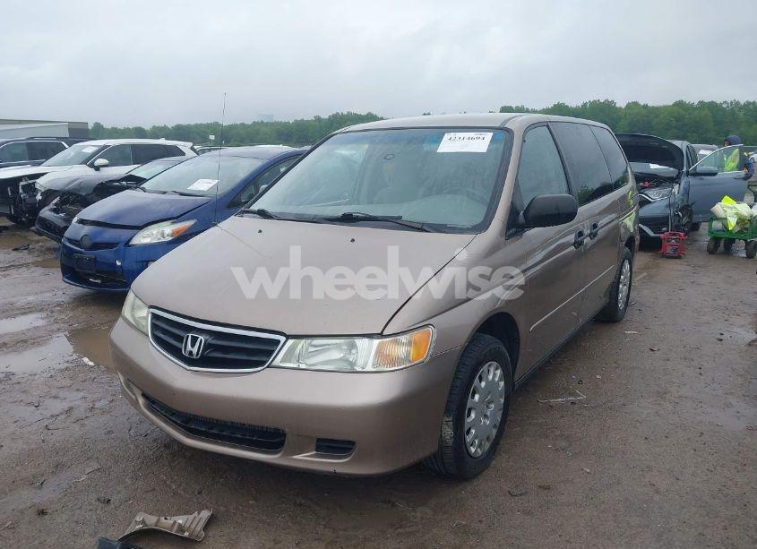 Photo 2 of 2003 Honda Odyssey LX (VIN 5FNRL18503B052965)