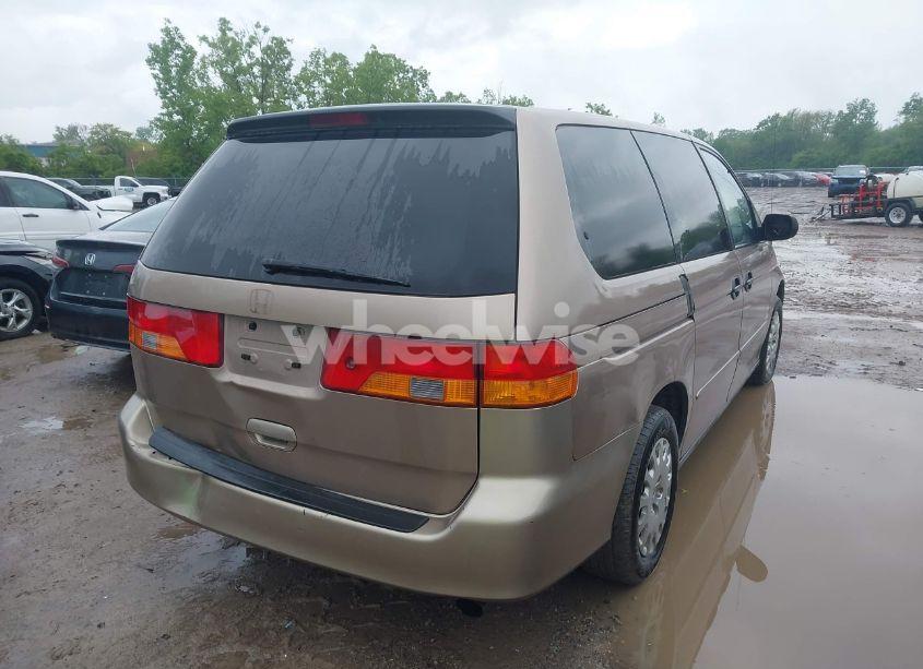 Photo 4 of 2003 Honda Odyssey LX (VIN 5FNRL18503B052965)
