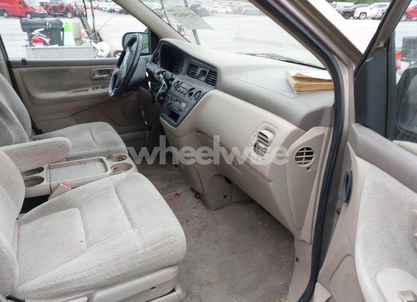 Photo 5 of 2003 Honda Odyssey LX (VIN 5FNRL18513B106306)