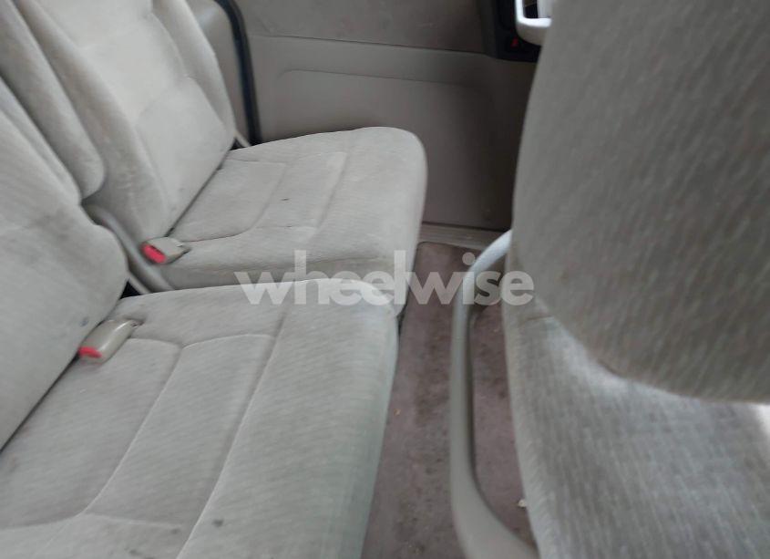 Photo 8 of 2003 Honda Odyssey LX (VIN 5FNRL18513B106306)