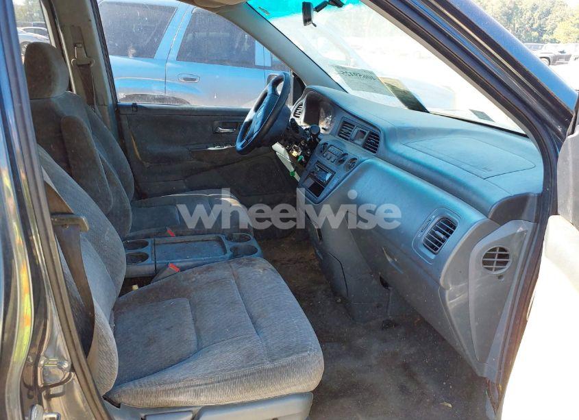 Photo 5 of 2003 Honda Odyssey LX (VIN 5FNRL18523B062168)