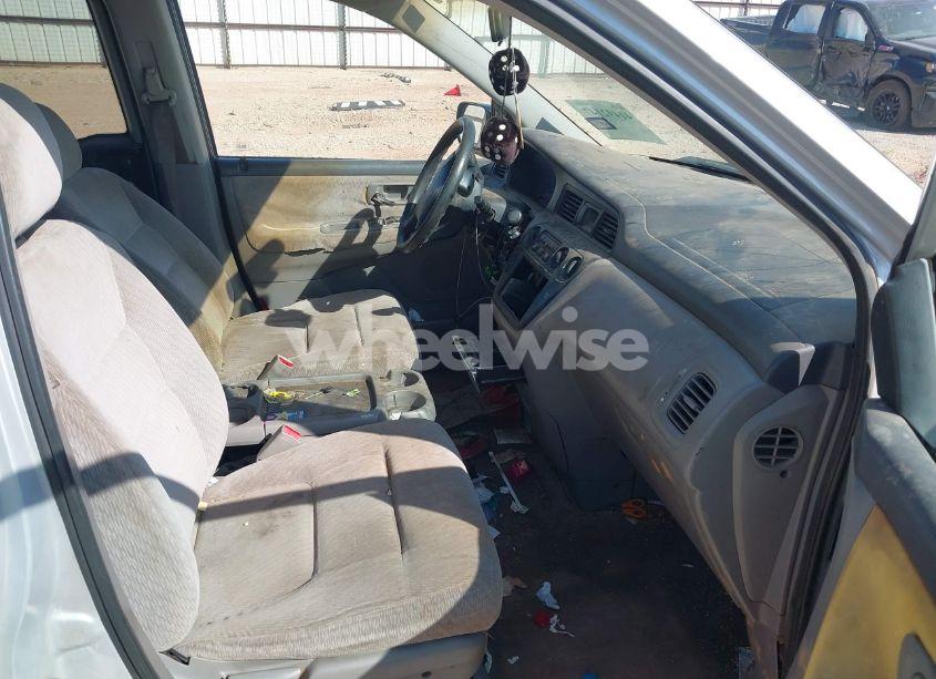 Photo 5 of 2003 Honda Odyssey LX (VIN 5FNRL18523B124829)