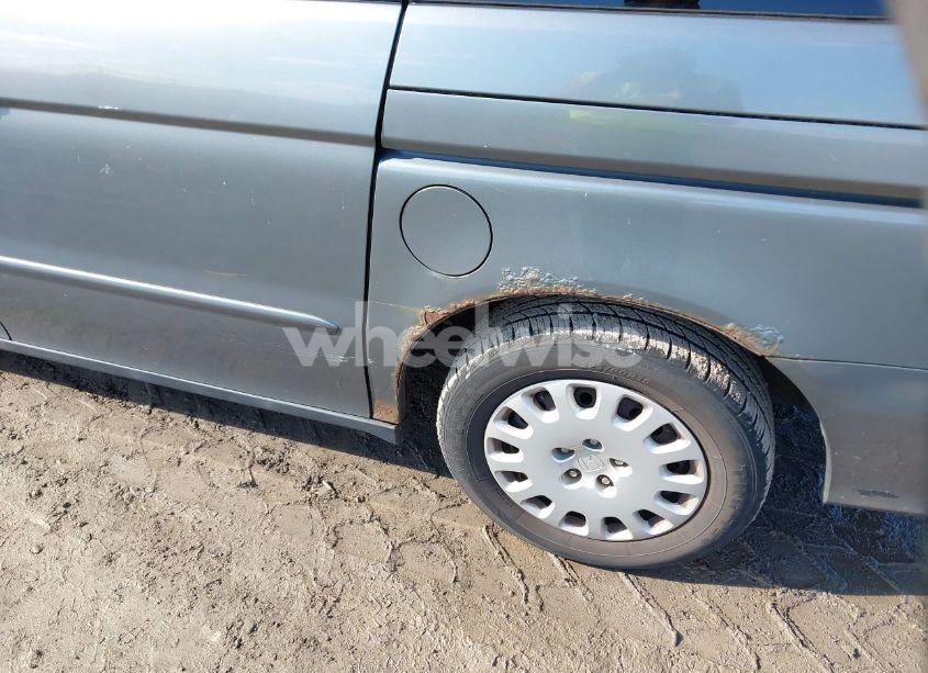 Photo 6 of 2002 Honda Odyssey LX (VIN 5FNRL18542B033222)