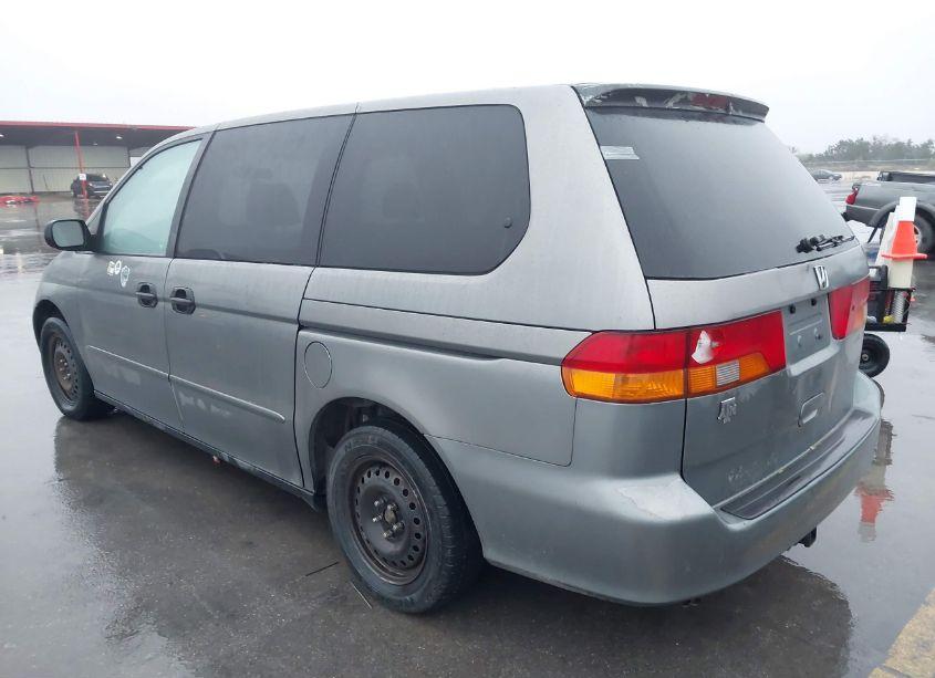 Photo 3 of 2002 Honda Odyssey LX (VIN 5FNRL18552B027526)