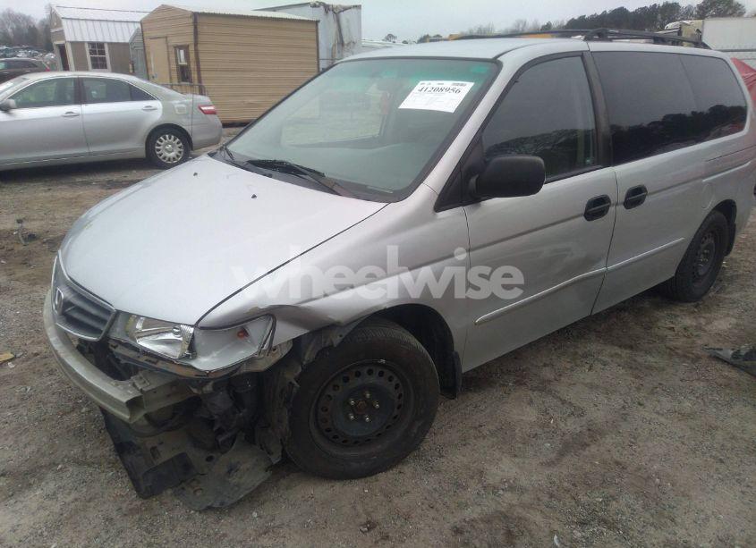 Photo 2 of 2004 Honda Odyssey LX (VIN 5FNRL18554B054258)