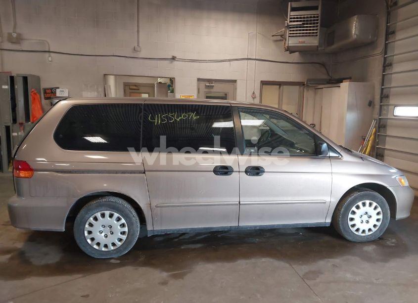 Photo 13 of 2003 Honda Odyssey LX (VIN 5FNRL18573B061405)