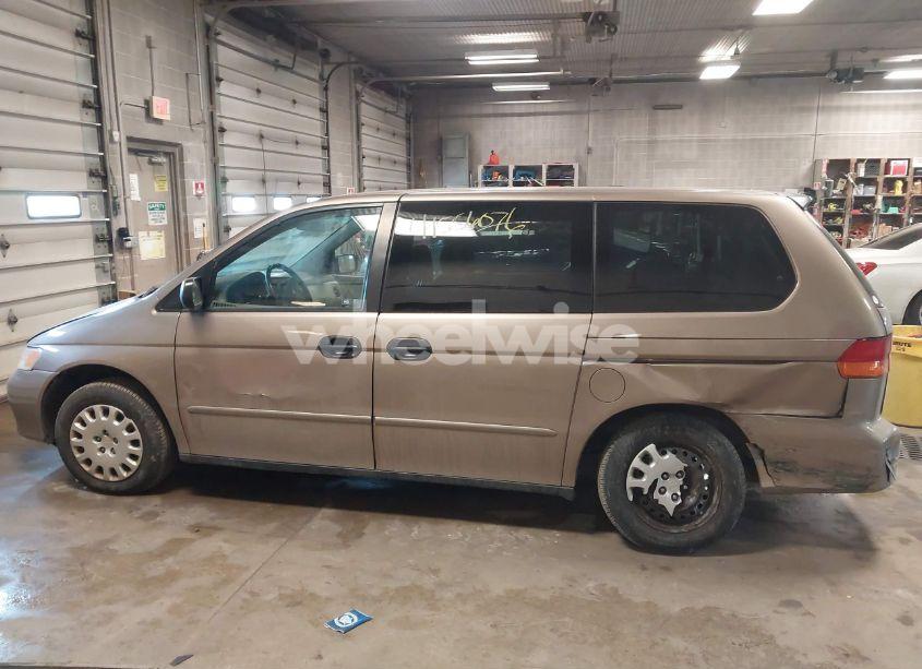 Photo 14 of 2003 Honda Odyssey LX (VIN 5FNRL18573B061405)