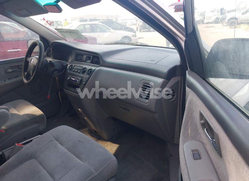 Photo 5 of 2002 Honda Odyssey LX (VIN 5FNRL18582B052176)