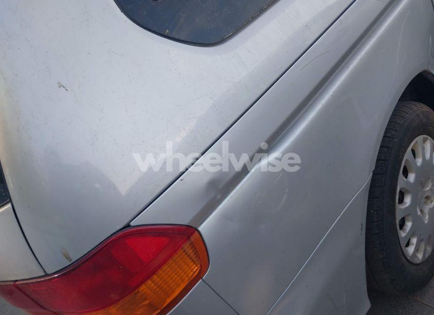 Photo 6 of 2002 Honda Odyssey LX (VIN 5FNRL18582B052176)