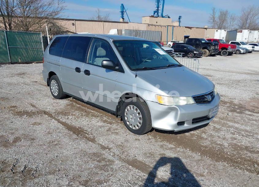 2003 Honda Odyssey LX (VIN 5FNRL18583B019065) main photo
