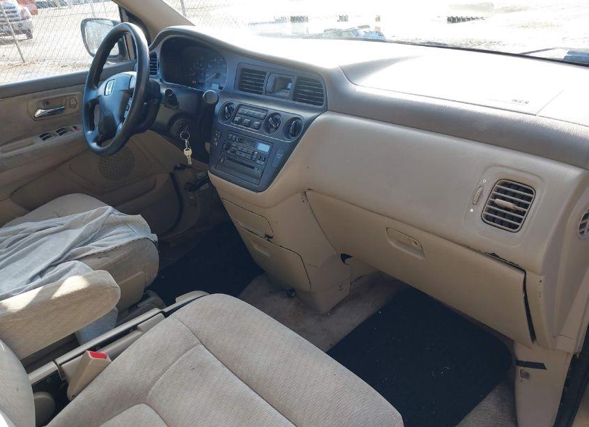 Photo 5 of 2004 Honda Odyssey LX (VIN 5FNRL18584B063875)