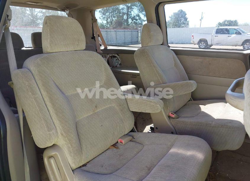 Photo 8 of 2004 Honda Odyssey LX (VIN 5FNRL18594B008190)